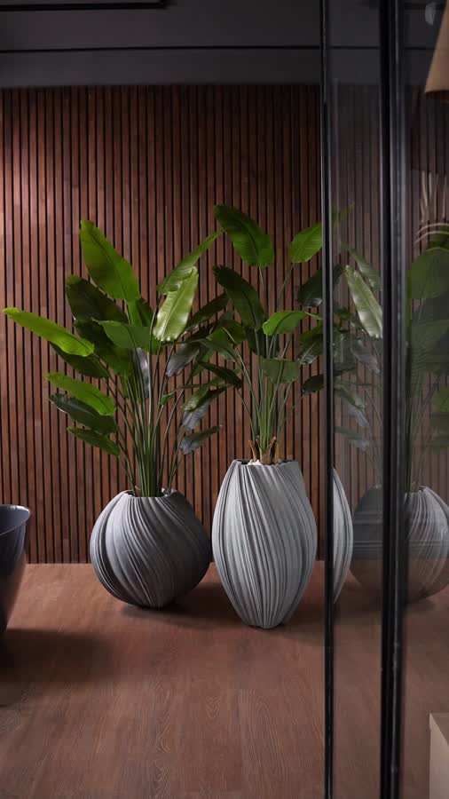 Кашпо TREEZ Effectory - Dune -  Сферическая Design-ваза - Дымчато-серый песок фото