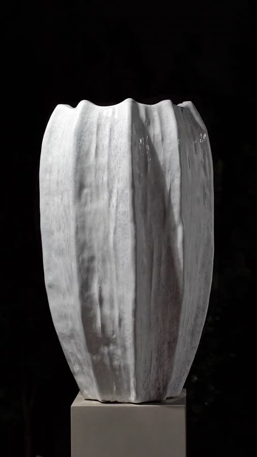 Кашпо TREEZ Effectory - Aura - Высокая Кашпо-ваза - Жемчужный лак фото